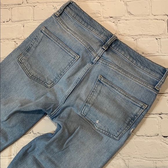 Zara Distressed Light Blue Denim Jeans - Picture 9 of 13